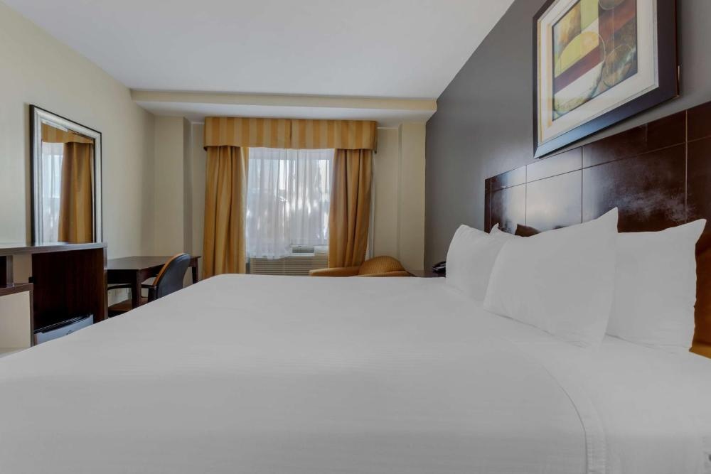 Best Western Plus Brooklyn Bay Hotel Image 31