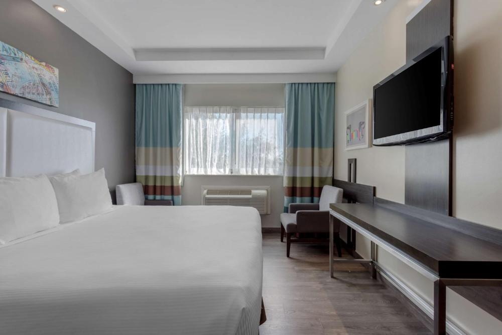 Best Western Plus Brooklyn Bay Hotel Image 41