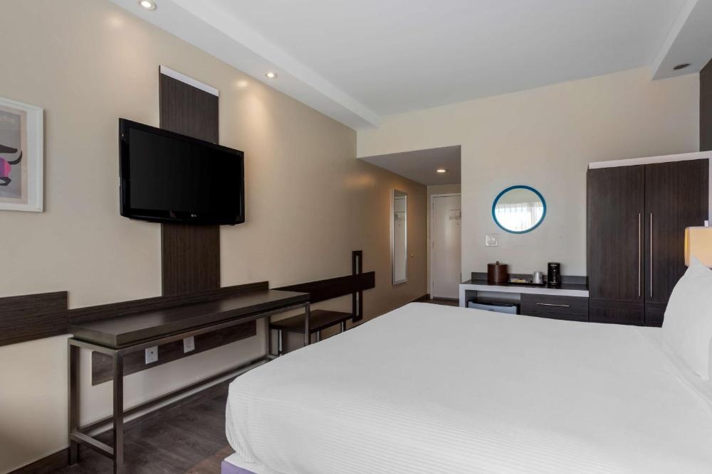 Best Western Plus Brooklyn Bay Hotel Image 46