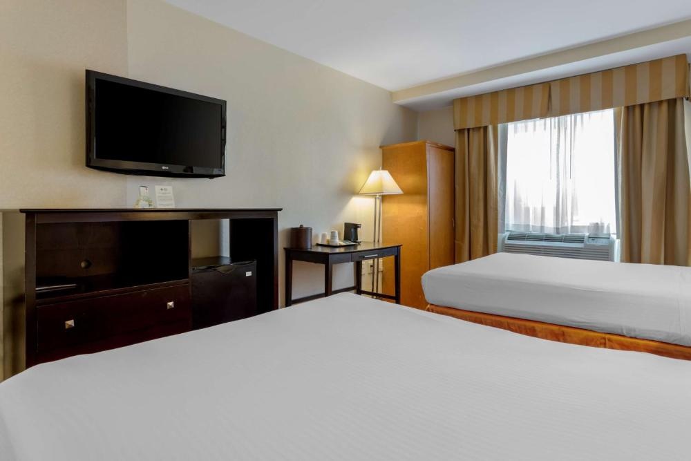 Best Western Plus Brooklyn Bay Hotel Image 54